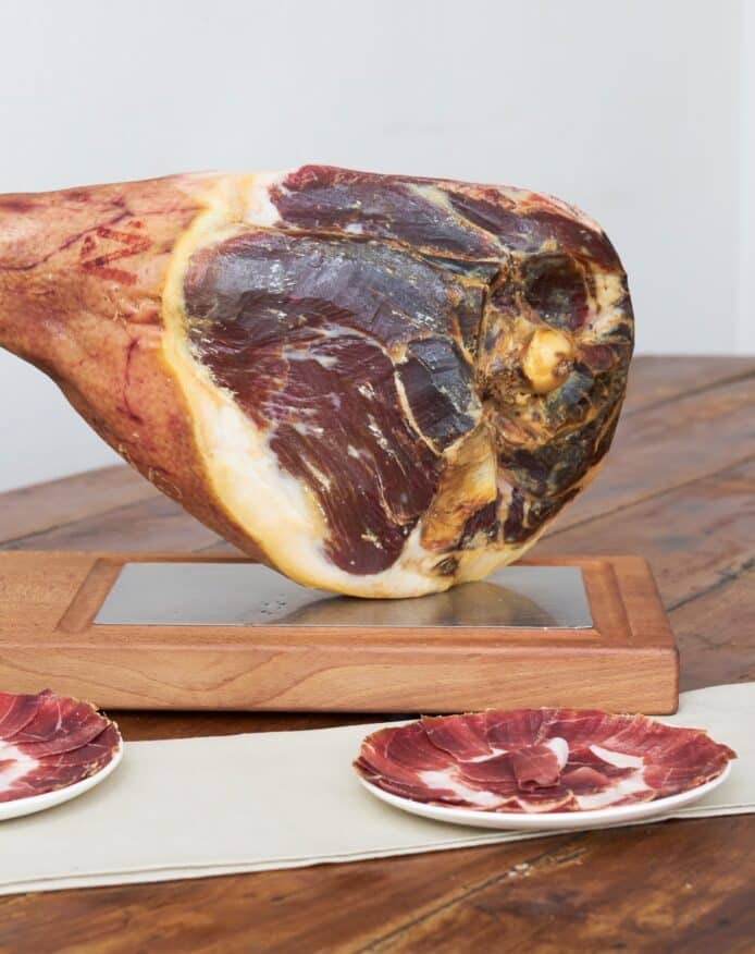 Acheter Jambon de Bayonne Entier avec socle et couteau