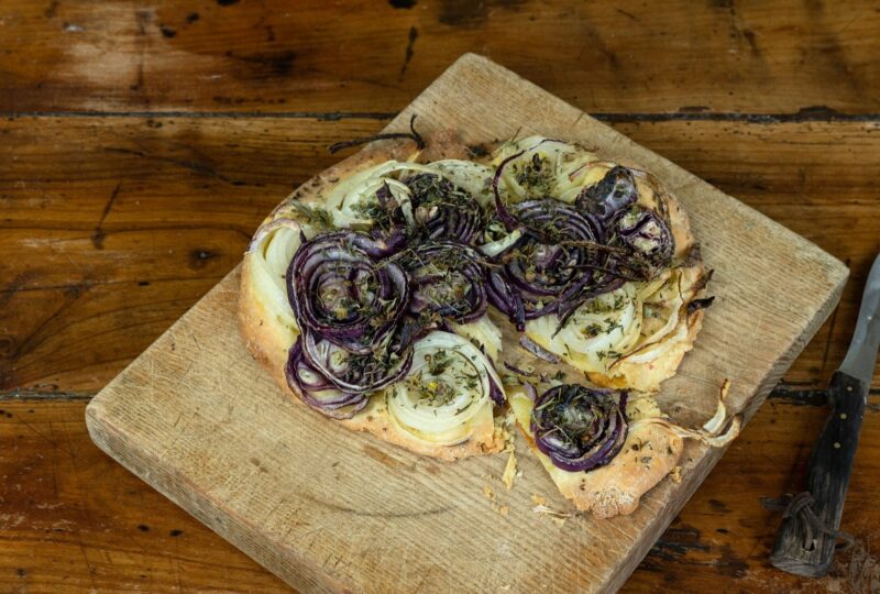 Tarte rustique aux oignons - Pâte à tarte au saindoux de porc noir de Bigorre HERBAE