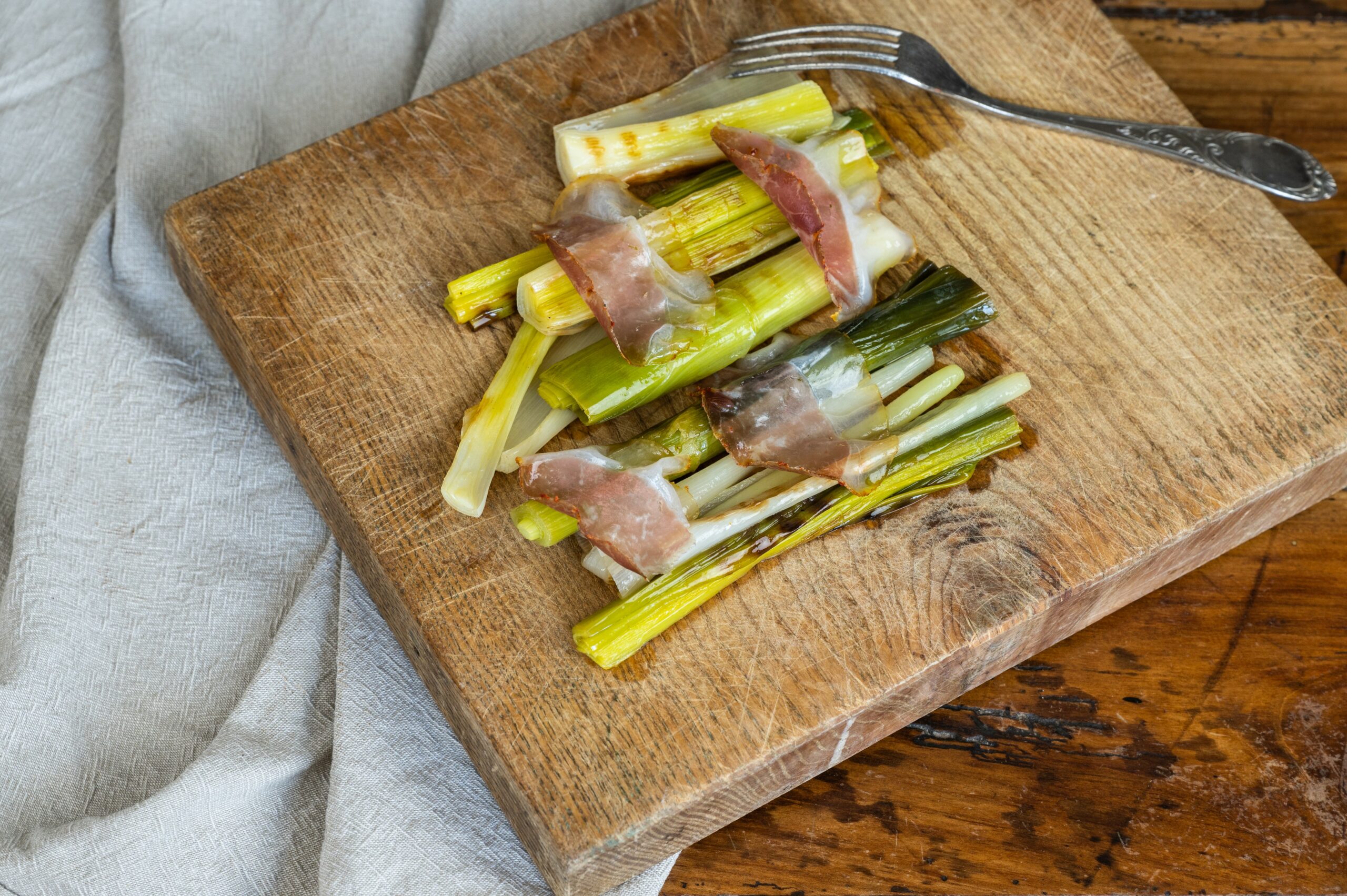 Cuisson Lomo De Porc à La Poêle Poireaux et Lomo de porc noir de Bigorre • Herbae, cochons millésimes