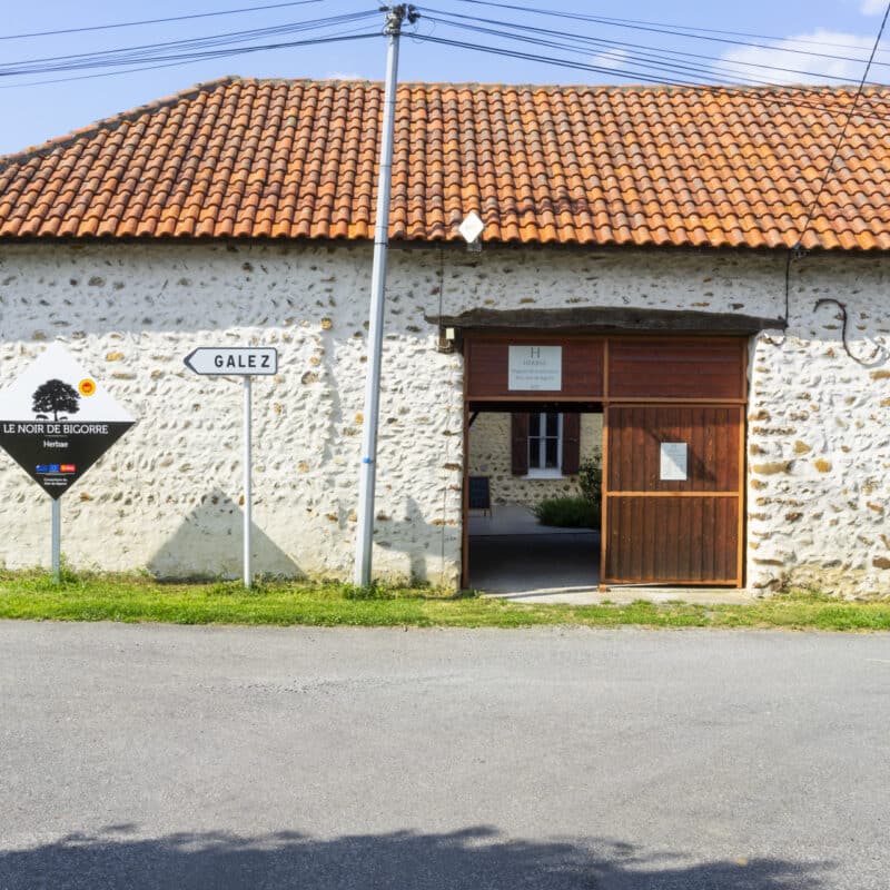 zoom Magasin à la ferme HERBAE Porc noir de Bigorre AOP Cochons Millésimes